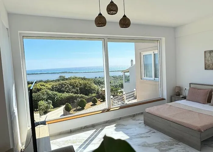 Castros Delmare Villa