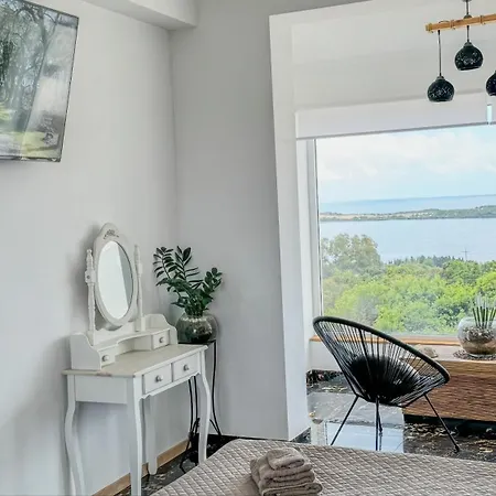 Castros Delmare Βίλα