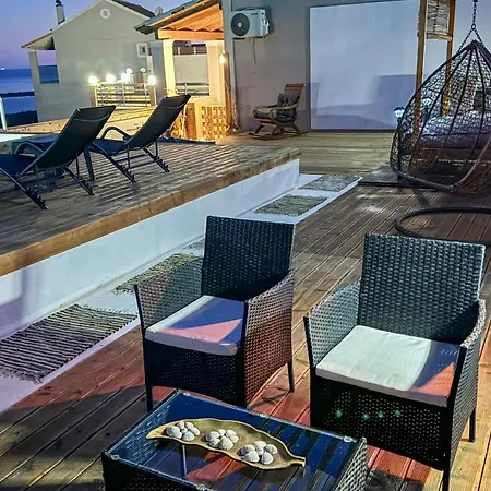 Willa Castros Delmare Vragkaniotika